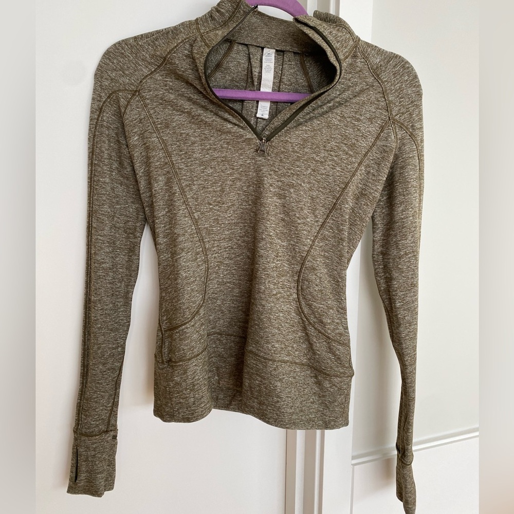 Lululemon VEUC Runderful long sleeve heathered Army green half zip pullover Sz 2